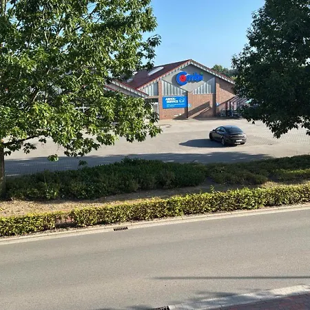 Monteurgut Kastanie شقة *