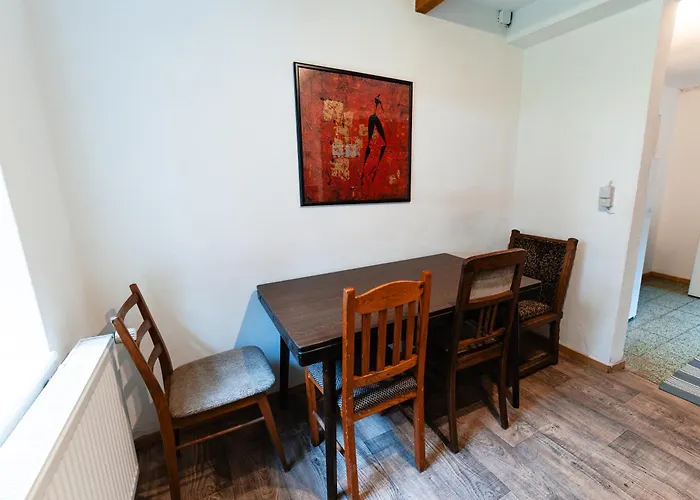 Monteurgut Kastanie Marren